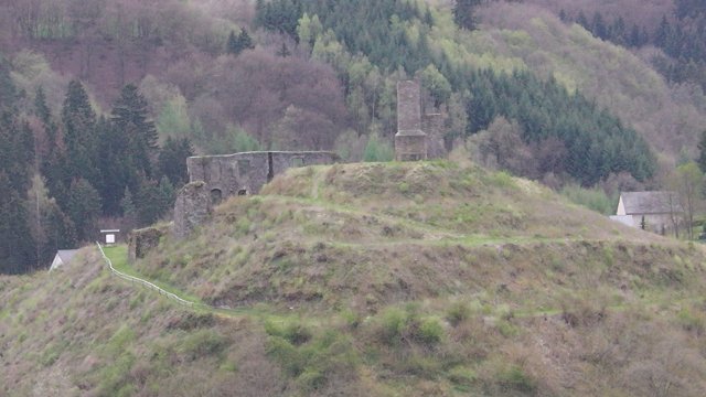 73-blick-auf-die-ruine-virneburg