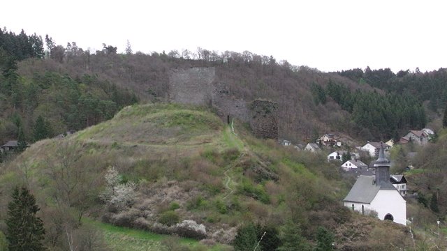 93-blick-auf-die-ruine-virneburg